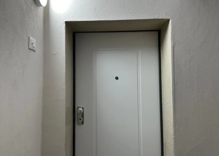 Glenis Luxury * Durrës