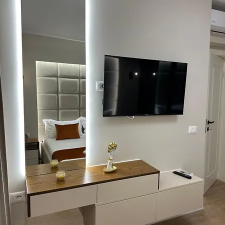 Апартаменты Glenis Luxury Дуррес