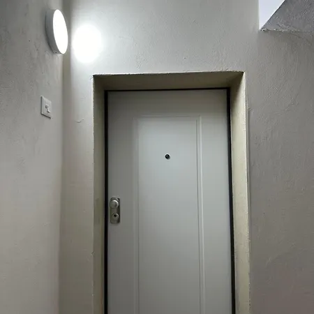 Glenis Luxury * دراس